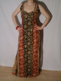 Robe algérienne rouge et noire