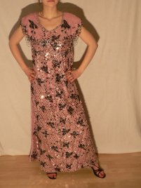 Robe oranaise à fleurs noires